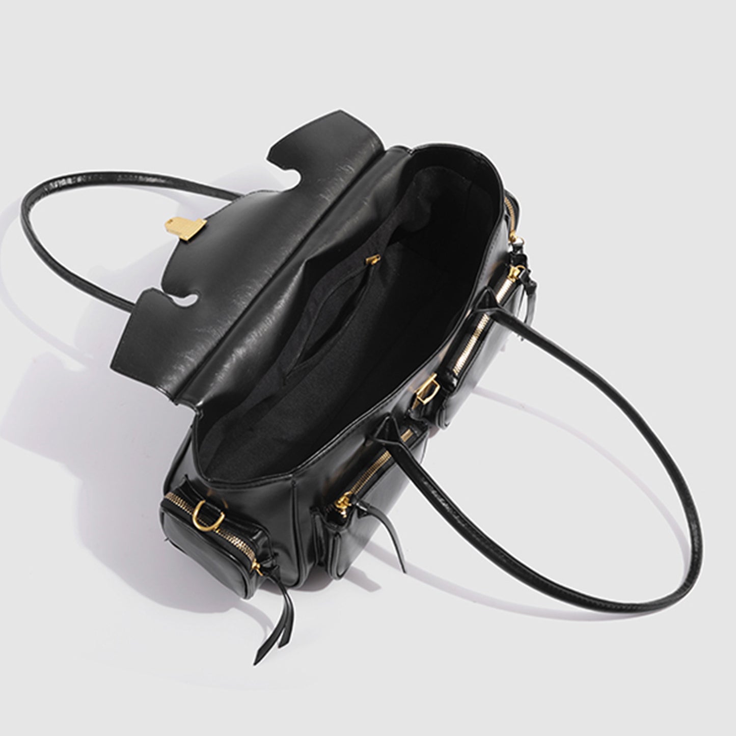Designer Biker Underarm Bag – Chic and Sophisticated Shoulder Bag for Fall/Winter
